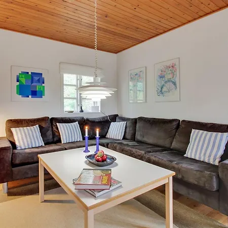 Kristine - 4km From The Sea By Interhome Feriehus Allinge-Sandvig